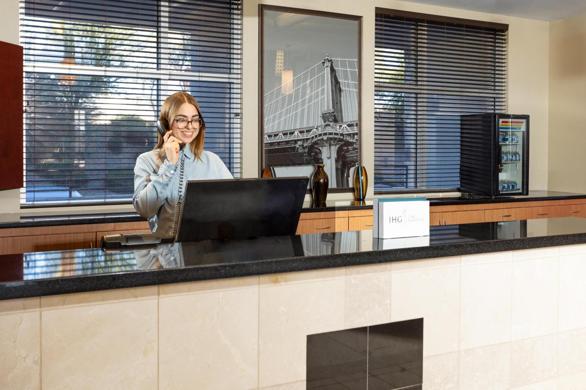 Staybridge Suites Las Vegas - Stadium District Eksteriør billede